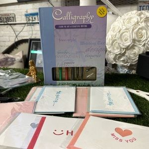 Calligraphy pens and instructions with 15 greeting cards